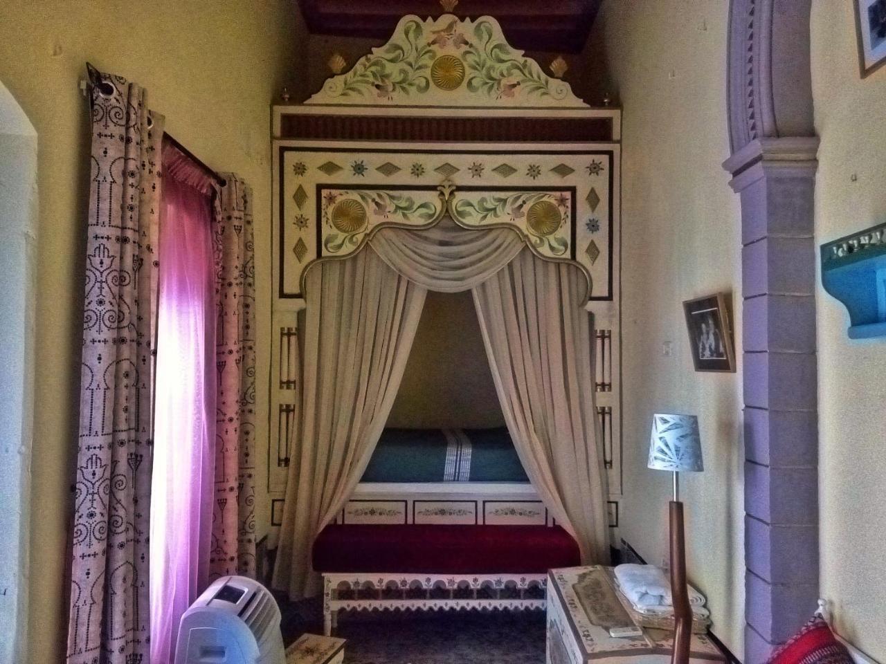 Dar Baaziz 3*